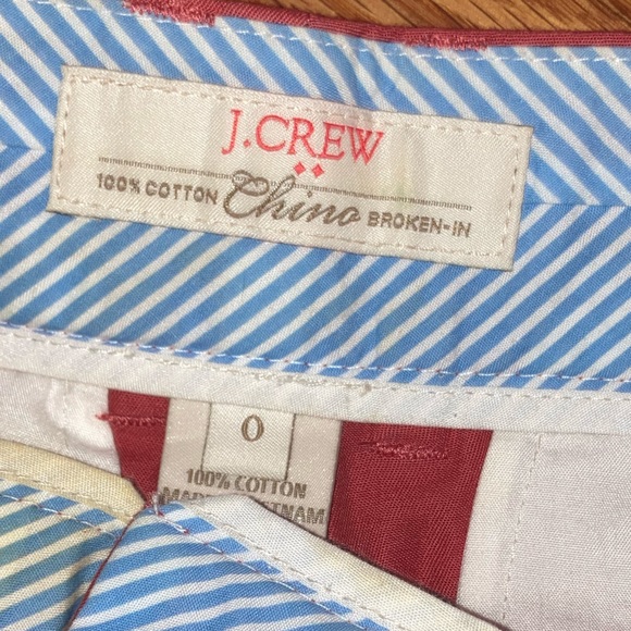 3” Jcrew Nantucket red chino short - Picture 2 of 6